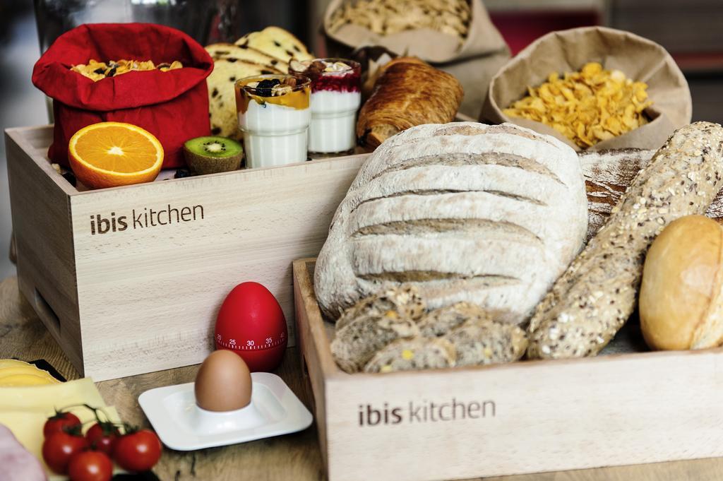 Hotel Ibis Сетубал Экстерьер фото