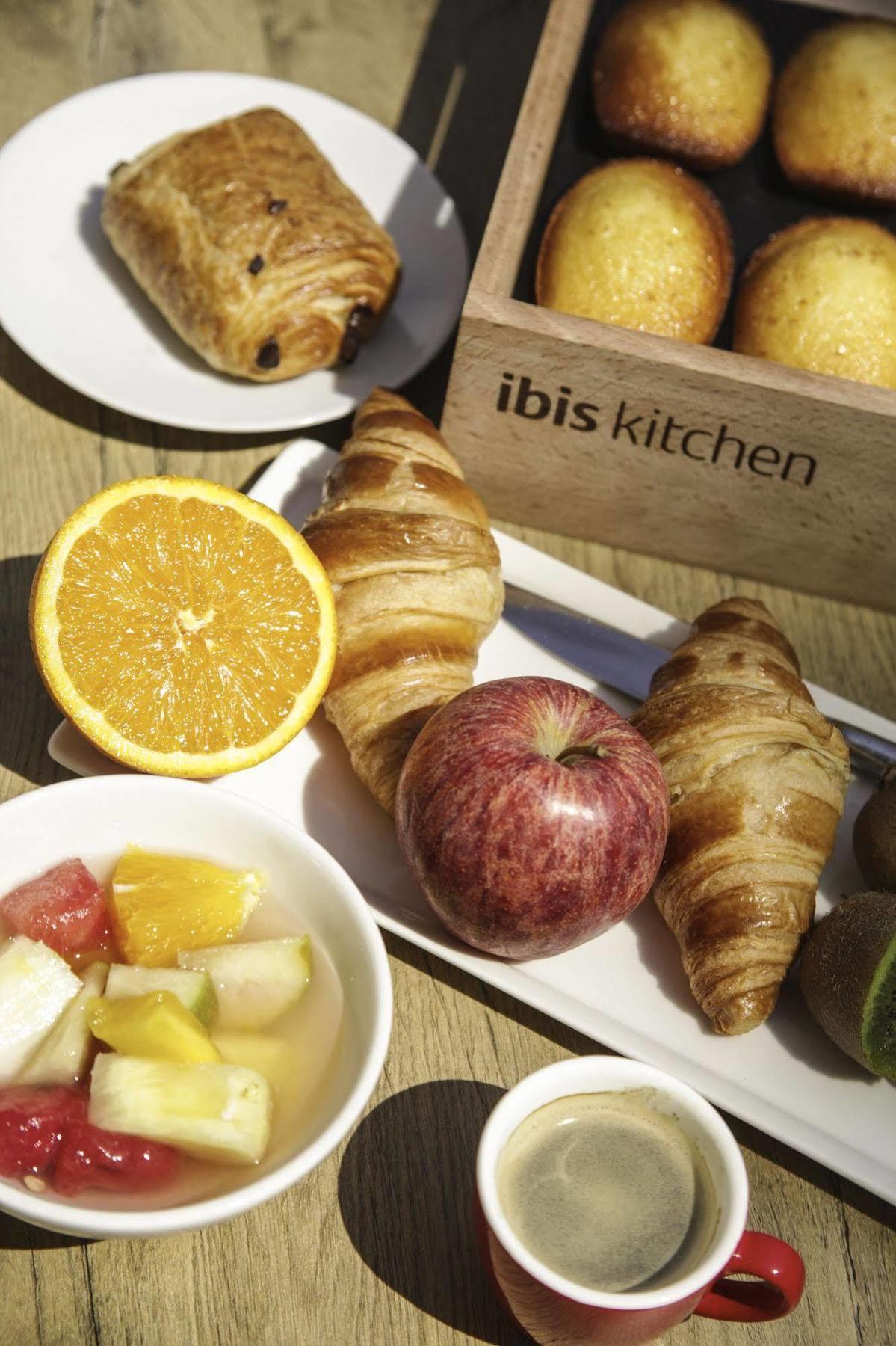 Hotel Ibis Сетубал Экстерьер фото