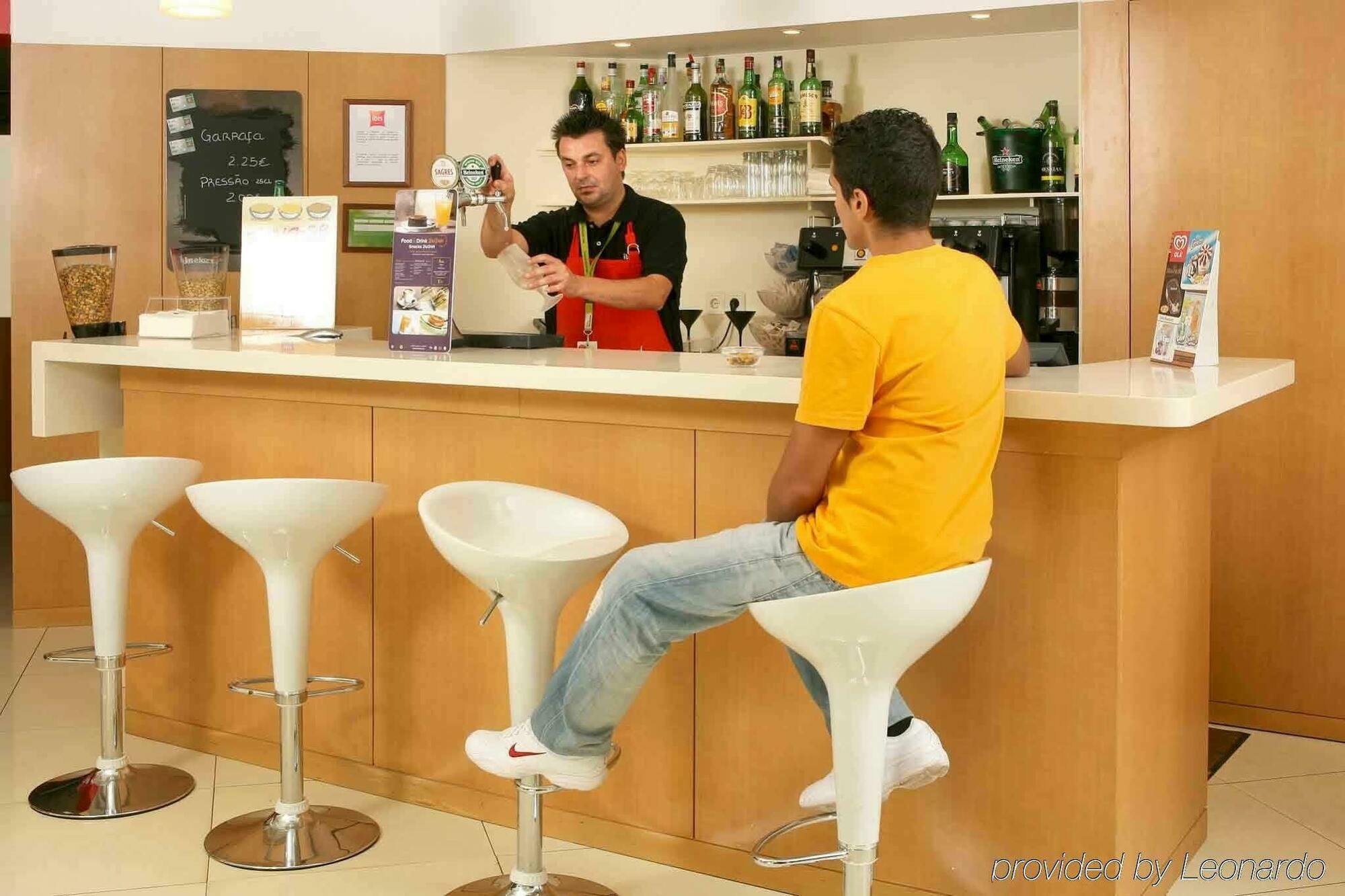 Hotel Ibis Сетубал Экстерьер фото